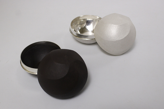 北大路魯山人「櫛目灰皿」‥‥円相: 陶心 | しぶや黒田陶苑