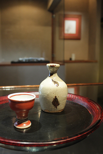 魯卿あん便り ～魯山人先生の絵瀬戸櫛目点描文徳利と赤絵馬上盃～: 陶