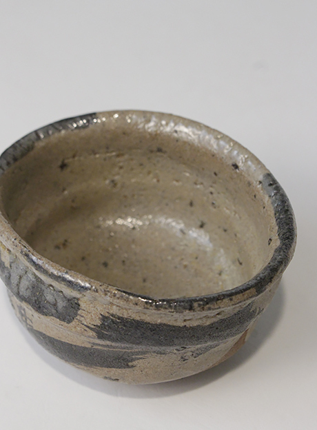 丸田宗彦先生のぐい呑、絵唐津・皮鯨尽: 陶心 | しぶや黒田陶苑